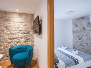 Apartment Heart of Trogir - Trogir - 6