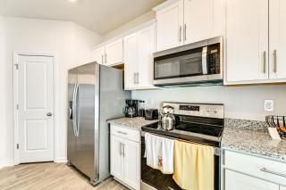 7 Mi to Uptown - Pet-Friendly 2-Story Townhome! - 4