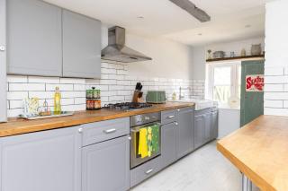 Cosy Character Cottage by the Sea - East Wittering - 7