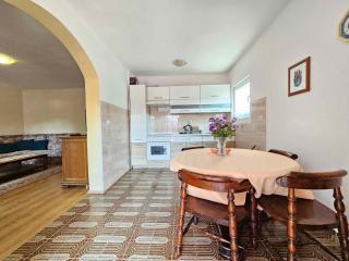 Two-Bedroom Apartment in Medulin IX - 1