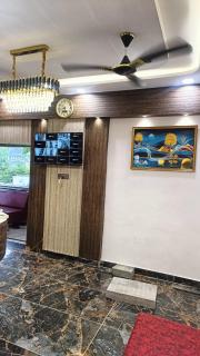 Hotel kavya inn - Ahmedabad - 8