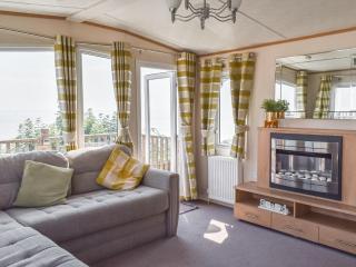 Seaview Two - Uk50166 - Corton - 0