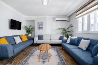 Flat w Balcony 10 min to Uskudar Coast - Istanbul - 9