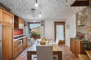 La Petite Maisonnette - Introd - 6