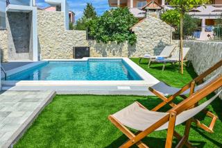 Smash C with private pool - 7