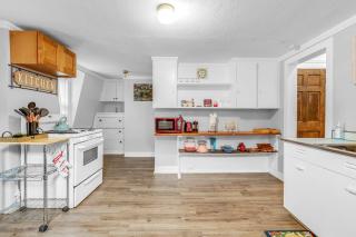Historic Studio Near Trinity College with Fast WiFi - Hartford - 4