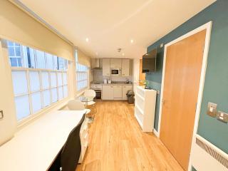 Harford House Studios 06 - Hopewell - Bristol - 8