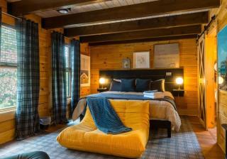 Modern Luxe Log Cabin 6 Br 4ba Sleeps 16 - McGaheysville - 2