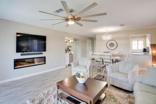 Lake-View Balcony, Resort Perks Hot Springs Condo - 9