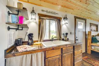 Cozy Studio with Community Docks in Stone Lake! - 1