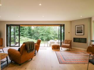 Lakeside Lodge - 7