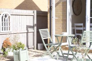 Family home in Llanelli overlooking the coast and golf course - Llanelli - 7