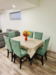 Cozy 2BR Pet Friendly Basement - Airdrie - 4