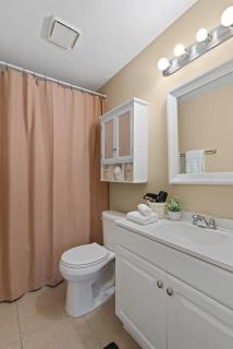 Cozy Luxury Retreat - Modern - 3