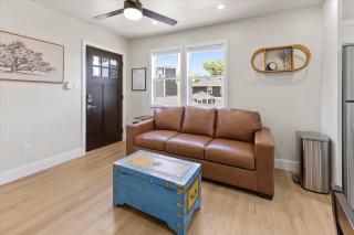 Modern Carriage House Indy - 8