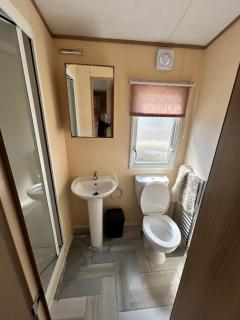 The Pad- 3 bed 2 bath, caravan Lido Beach - Prestatyn - 6