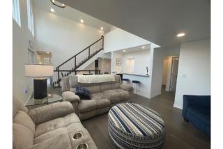 Gulf Breeze Hideaway 5BR Home Close to Sand and Fun - 0