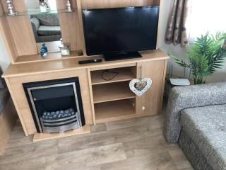 St Osyth Beach 3-Bed Caravan Sleeps 8 Parking - Clacton-on-Sea - 3
