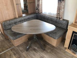 St Osyth Beach 3-Bed Caravan Sleeps 8 Parking - Clacton-on-Sea - 4