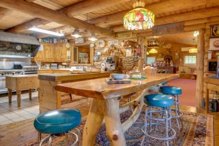 Handcrafted Log Cabin in Candor Group Getaway! - - 7