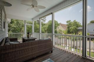 A Swell Life - Oak Island - 4