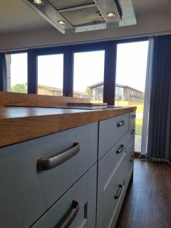 Cherry 30 Hot Tub-2 Storey - Hull - 1