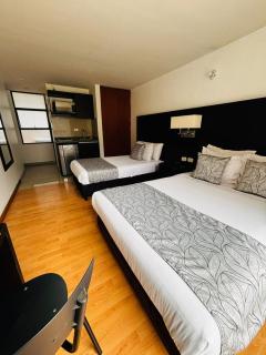 Hotel Silver Javeriana By Hospedium Bogota - 2