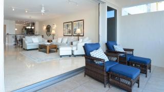 122 Mariners Club - 7