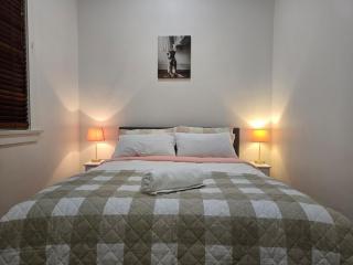 Leafy Coogee Hilltop Retreat - Sydney - 1
