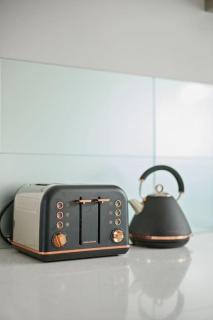 Secluded Anderson - in the heart of Torquay - 2