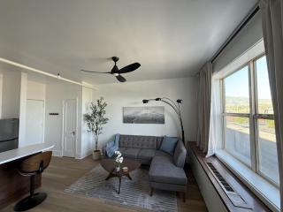 Retro-Chic Escape 208 - Klamath Falls - 8