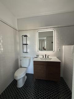 Retro-Chic Escape 208 - Klamath Falls - 5