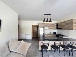 Astra Faqra 3BR w Pool and Balcony - 4
