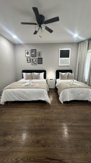 Sleeps 18 6BR Gym, Game Room and Theater - Chicago - 2