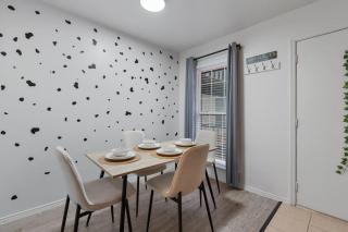 1 Br Apt Next 2 Downtown - Cozy - Austin - 8