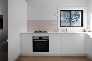 Light-Filled Designer Apartment in Croydon - Sydney - 2