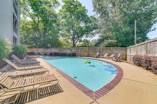 Cotton District Condo Walkable Spot for Game Day! - Starkville - 8