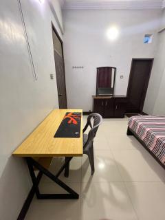 Private Single Room with Attached Bath and Separate Entrance - Karachi - 4