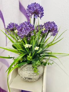 Stylish 1-Bed Apt, Walk to Beach & Amenities - 3