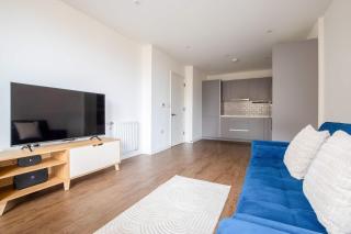 Londwell Stylish Docklands Flat with Terrace - 0