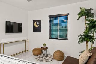 BOHO Scottsdale Oasis Pool Hot tub - 3