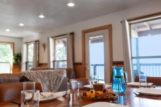 Trails End Cabin with a hot tub fire pit & indoor pool - Bryant - 3