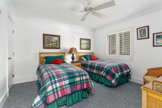 Beach Club #221 - 5