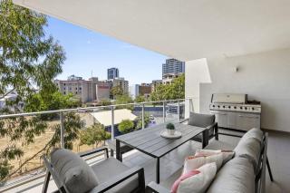 Urban Elegance 3bdrm Catbus Perthcbd,waca,optus - Perth - 4
