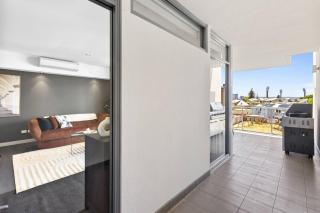 Urban Elegance 3bdrm CATBus PerthCBD,WACA,Optus - 5
