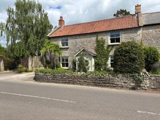 Wayside Cottage - Cosy Cottage in Somerset - Evercreech - 0