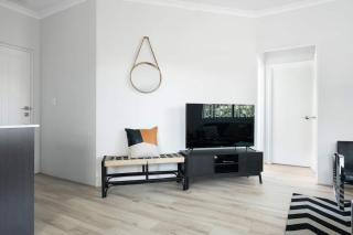 Chic Exec 2bdr 2bath -river,freo,parking,ac - 3