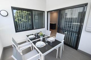 Chic Exec 2bdr 2bath -river,freo,parking,ac - 2