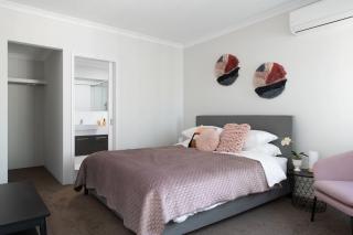 Bright Trendy 3br Apt - Walk To River & Shops - Perth - 4