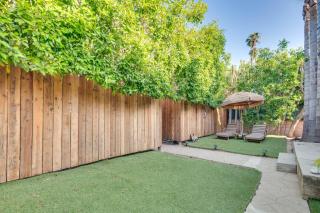6 Mi to Griffith Park Apt in Los Angeles with Yard! - 8